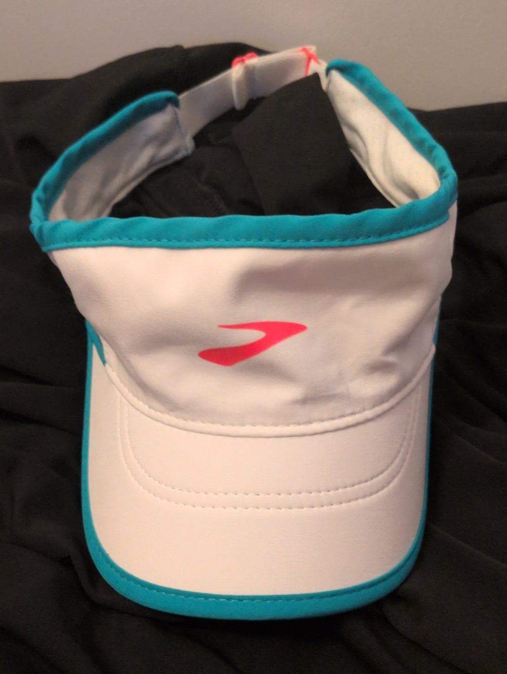 Brooks Chaser Visor